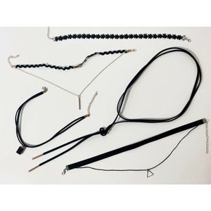 Set of 6 Choker Necklaces in black
